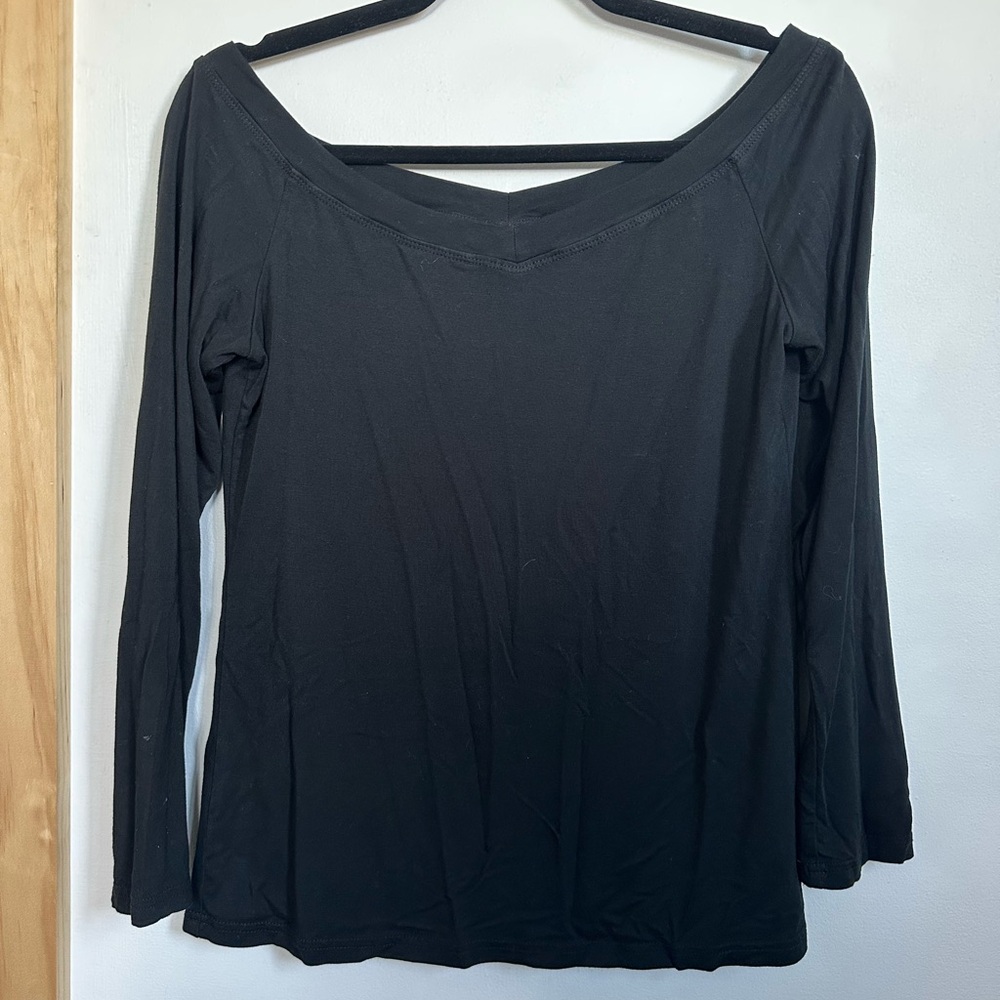 SHEIN Black Long Sleeve Off-Shoulder Top